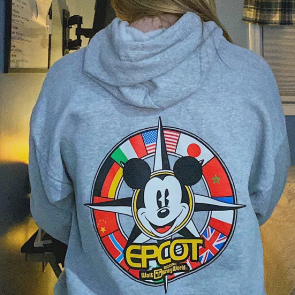 Vintage Disney Epcot sweatshirt
